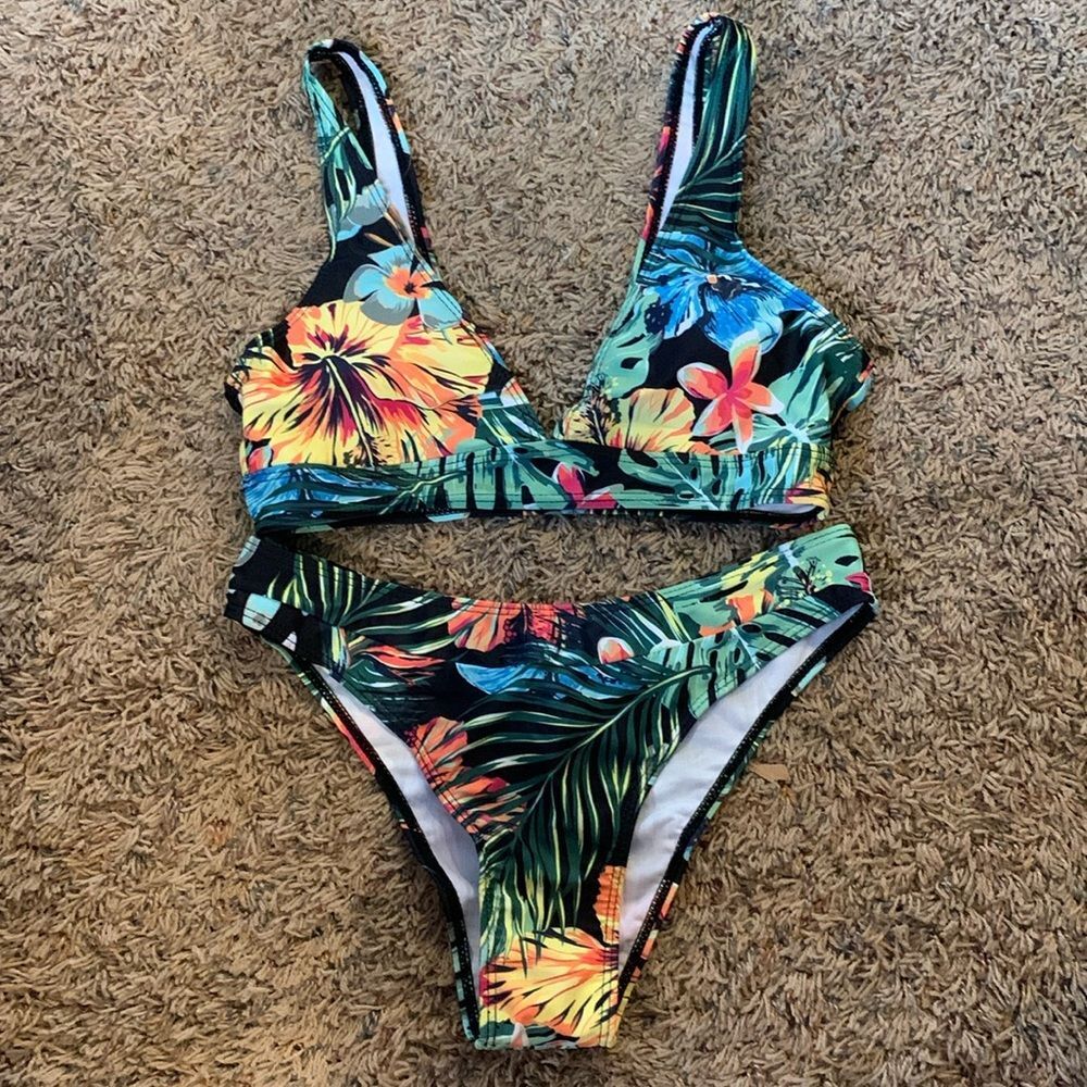 Women’s Juniors Shein Colorful Tropical Floral Palm Print Bikini Swimsuit Set S